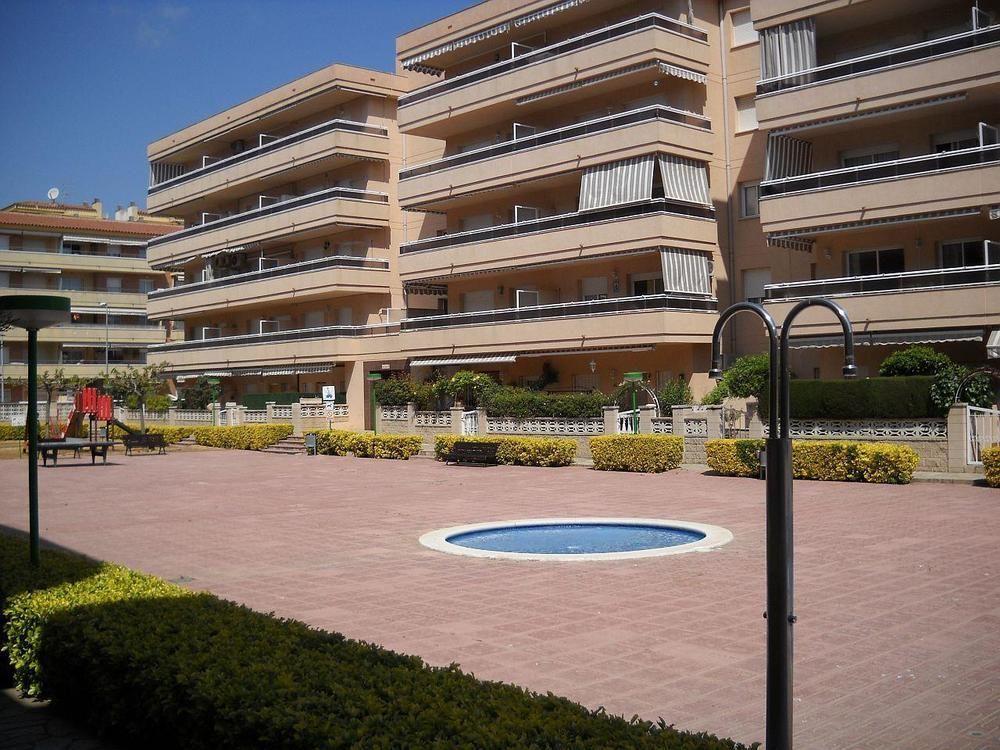 Rvhotels Apartamentos Ses Illes Blanes Esterno foto
