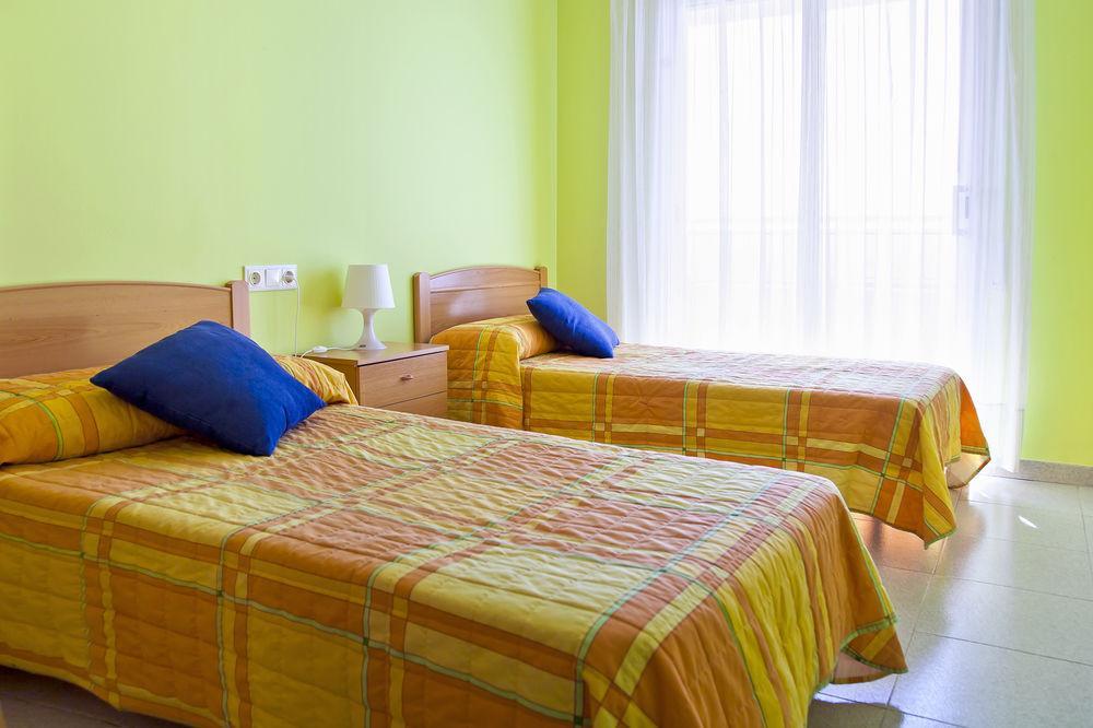 Rvhotels Apartamentos Ses Illes Blanes Esterno foto